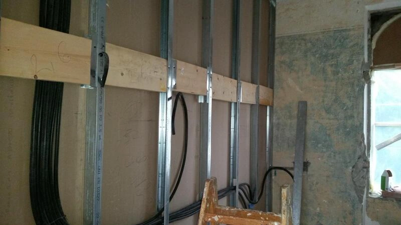 Sabe Construct, Sabe Di Sehalji Elvis Impianti idraulici ed elettrici 27