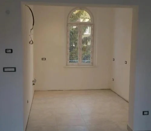 Sabe Construct, Sabe Di Sehalji Elvis Impianti idraulici ed elettrici 11